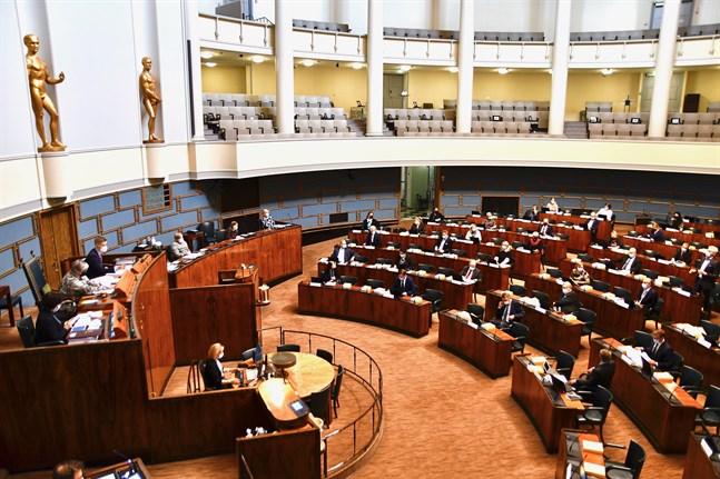 Riksdagen inledde behandlingen av nästa års budget på tisdagen.