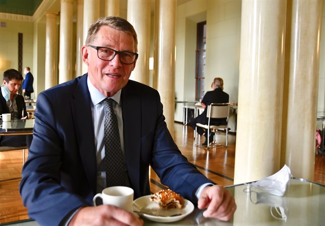 Riksdagsledamot Matti Vanhanen (C) var finansminister från juni 2020 till slutet av maj 2021.