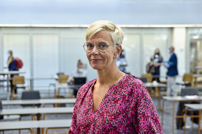 Finlands svenska lärarförbunds ordförande Inger Damlin hoppas på en öppen samhällsdiskussion om lärarnas situation och ork.