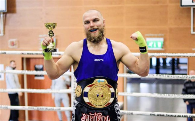 Riku Leinonen firade FM-guld i Lahtis.