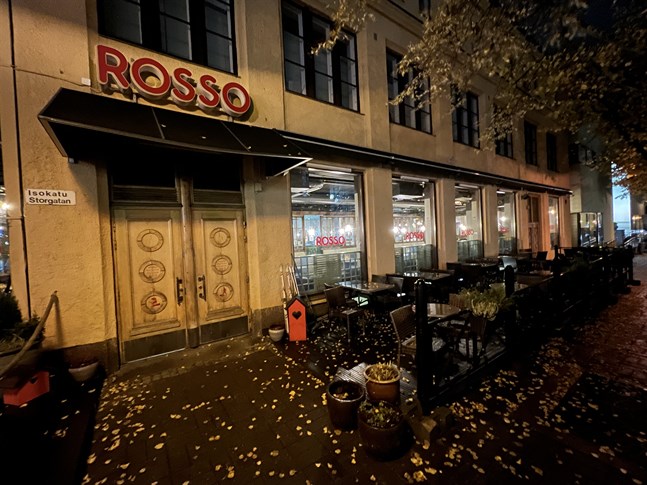 En mindre köksbrand på Rosso inträffade under onsdagskvällen.