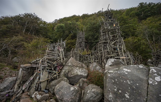 Framtiden är oklar för konstverket Nimis i Kullaberg.