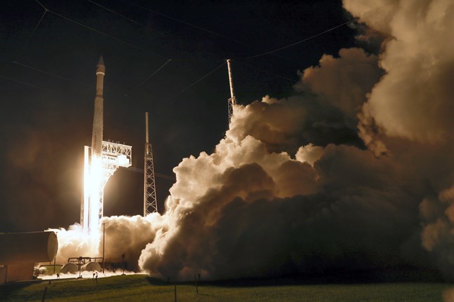 En Atlas V-racket tog Lucy ut i rymden från Cape Canaveral i Florida.