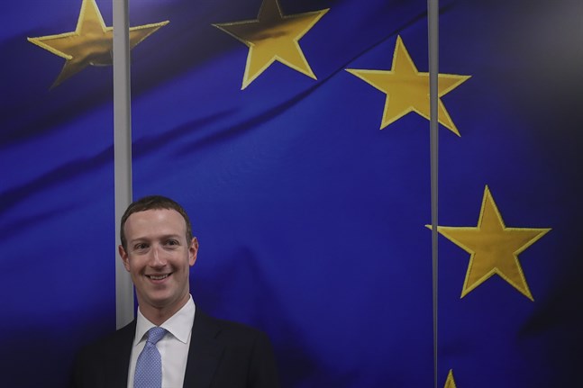 Facebooks vd Mark Zuckerberg planerar att anställa 10 000 personer i EU som ska bygga en ny virtuell verklighet, ett så kallat "metaverse". Arkivbild.