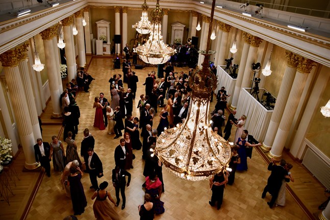 Det är ännu oklart hur välfyllt Presidentens slott blir under självständighetsdagen detta år.