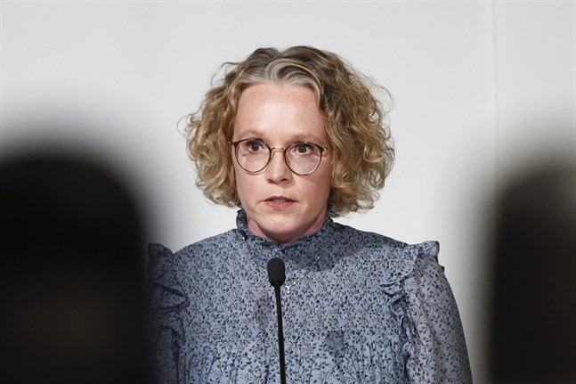 Britta Björkholm är avdelningschef på Folkhälsomyndigheten i Sverige.
