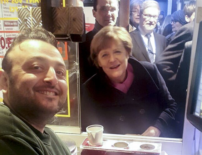 Angela Merkel smet ut från ett EU-toppmöte 2016 för att köpa pommes frites.