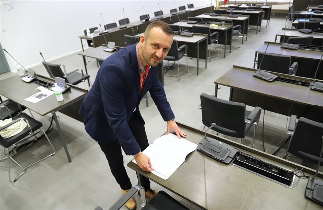 Nils-Johan Englund säger att SDP hoppas på full lista, alltså 73 kandidater, till valet.