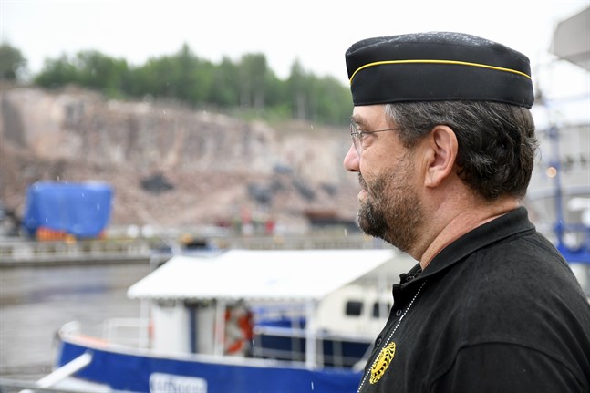 Den nuvarande direktören Veli-Pekka Nurmi övergår till nya uppgifter.