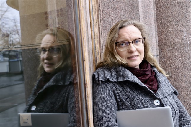 Korsholmbon Anne Sundell är en av de få yrkesverksamma astrologer som finns i Finland.
