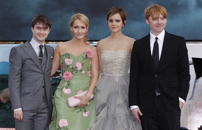 Harry Potters upphovskvinna JK Rowling flankeras av skådespelarna Daniel Radcliffe, Emma Watson och Rupert Grint. Arkivbild.