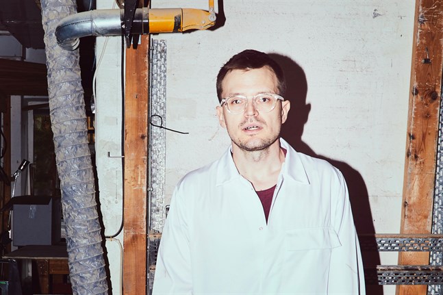 Petter Näse är aktuell med artistprojektet Early Signs, som släpper sin första singel nu.