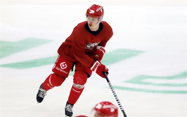 Samu Tuomaala ligadebuterade i Kärpät förra säsongen. Fem matcher blev det utan att han öppnade poängkontot.