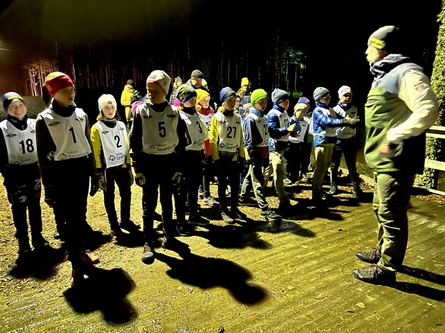 Kraft skidor har det bra förspänt på juniorsidan, till skillnad från många andra föreningar. Här ska starten gå i terrängcupen på Vargberget som är ett led i förberedelserna inför säsongsstarten som väntas ske om ett par veckor.