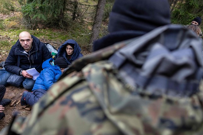 Vad skulle hända om EU ålade Polen att upprätta tillfälliga asylcenter, tillfälliga massinkvarteringscenter på den polska sidan av gränsen?
