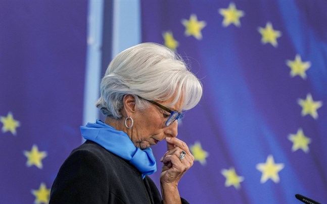 ECB-chefen Christine Lagarde: Inflationen kommer att avta.