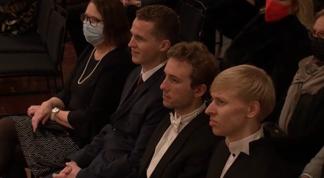 Slutresultatet blev en överraskning, med tre vinnare.