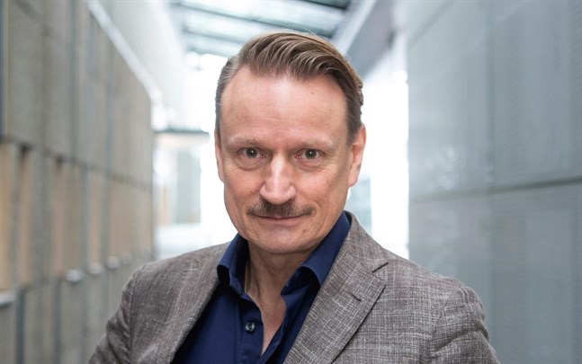 "Vi kommer få ett batteri med olika vaccintekniker som vi kan kombinera och då se vilket, eller vilken kombination, som ger bäst och längst skydd i olika åldersgrupper", säger Matti Sällberg.