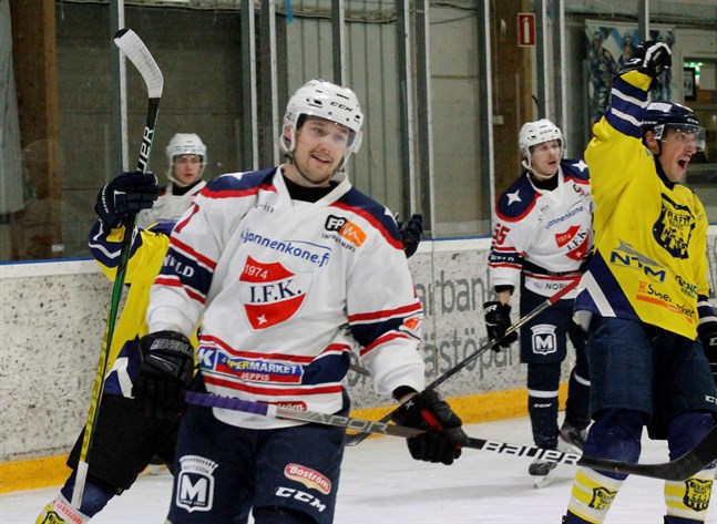 Krafts Maris Dilevka fick fira mål och var glödhet då Kraft slog IFK Lepplax hemma i Hallis på lördagen.