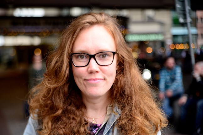 Hanna Backman bor i Stockholm, arbetar i Södertälje och har rötter i Kuni.