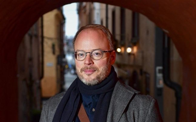 Johan Rundberg fick Augustpriset för sin historiska kriminalberättelse för barn, som utspelas i 1800-talets Stockholm.