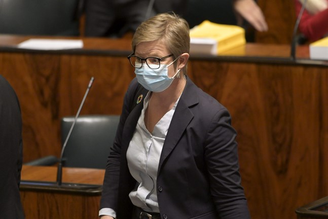 Inrikesminister Krista Mikkonen (Gröna) besvarade oppositionens interpellation på onsdagen.