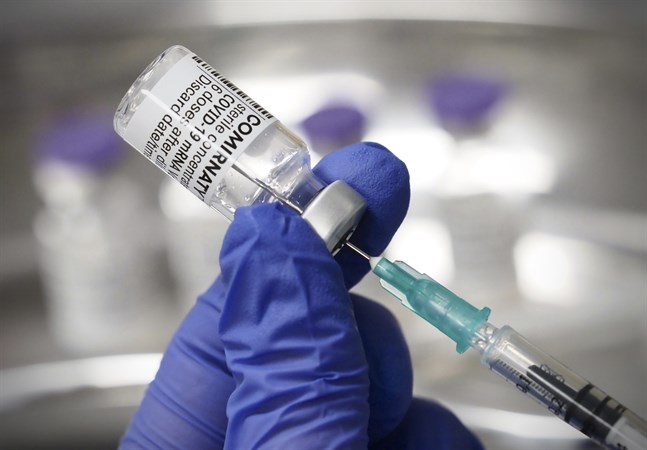 EU:s läkemedelsmyndighet rekommenderar att Pfizer-Biontechs vaccin Comirnaty godkänns för barn mellan fem och elva år.