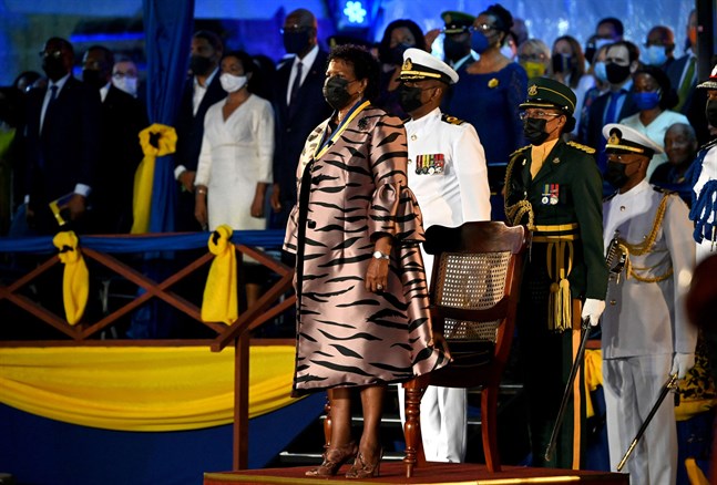 Sandra Mason svors på måndagen in som Barbados första president efter att landet nu sagt farväl till den brittiska monarkin.