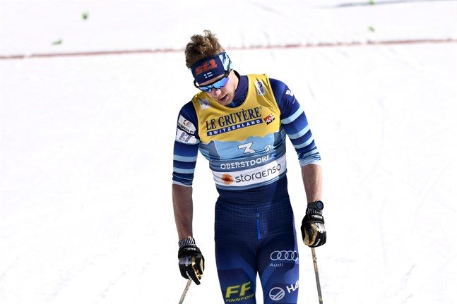 Joni Mäki hade en tung världscuphelg i Norge.