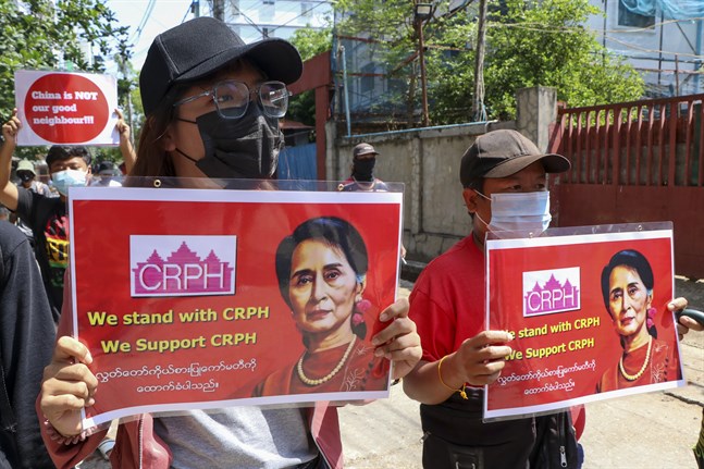 Demonstration till stöd för Aung San Suu Kyi i Rangoon tidigare i år.
