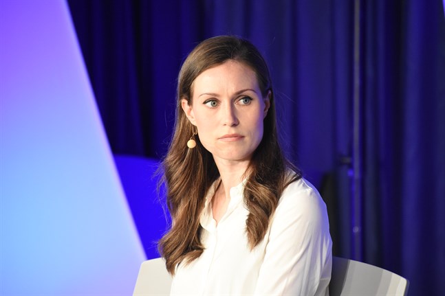 Sanna Marin (SDP) beteende kritiseras även i svenska Dagens Nyheter på torsdagen.