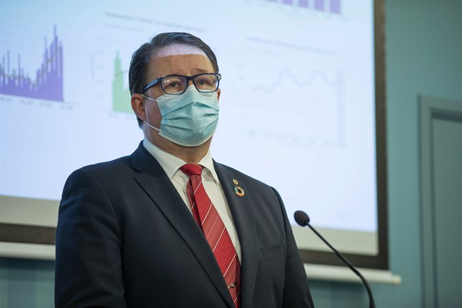 – Mellan elfte och artonde december gavs fler än 266 000 doser coronavaccin. Av dem var en stor del tredje dosen, säger Mika Salminen, direktör på Institutet för hälsa och välfärd.