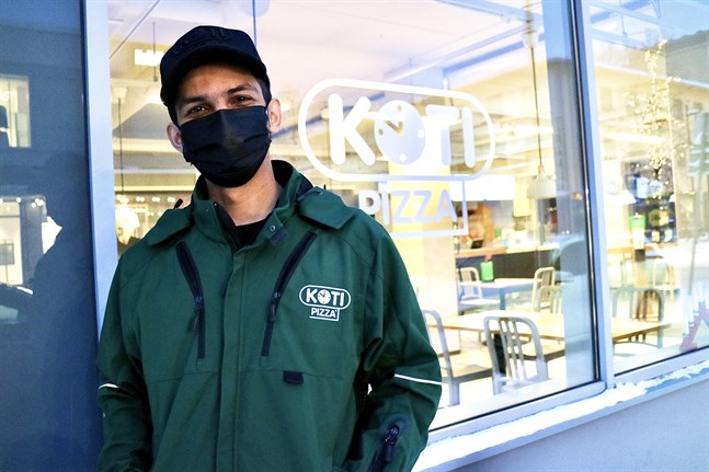 Neskar Ahmed betonar att bra service gör all skillnad på en liten ort.