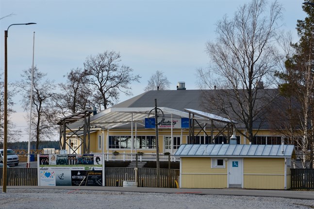 Föreningen Åminne Folkpark letar efter någon som vill hyra restaurangen och driva verksamhet där.