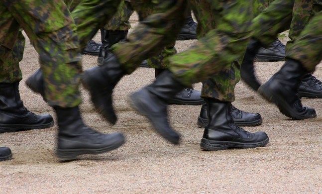 Social- och hälsovårdsministeriet har bett Försvarsmakten om hjälp med coronasituationen.