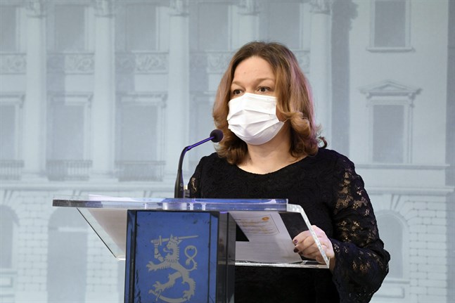 Familje- och omsorgsminister Krista Kiuru.