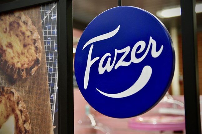 Chokladen Fazers blå är ett av tre teman i Postens nya frimärken.