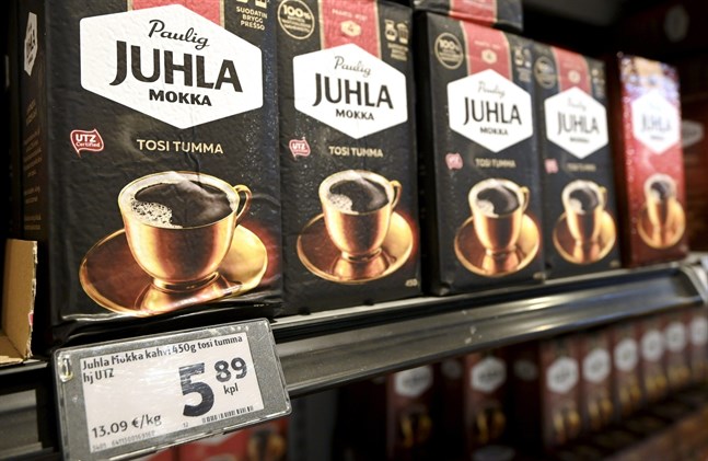 Den finländska kaffedrickaren kan se fram emot högre kaffepriser i butikshyllan i år.