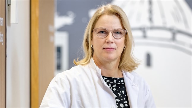 Infektionsläkaren Tea Nieminen på HUS barnsjukhus förstår att THL:s vaga vaccinbudskap väcker frågor.