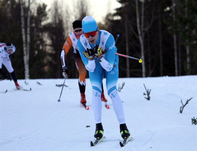 Alexander Ståhlberg tävlade i FM i Imatra förra helgen och var sekunder från att ta sin första FM-medalj på seniornivå då han var fjärde på 15 kilometer klassiskt. Den här helgen fortsätter tävlingssäsongen med junior-FM.