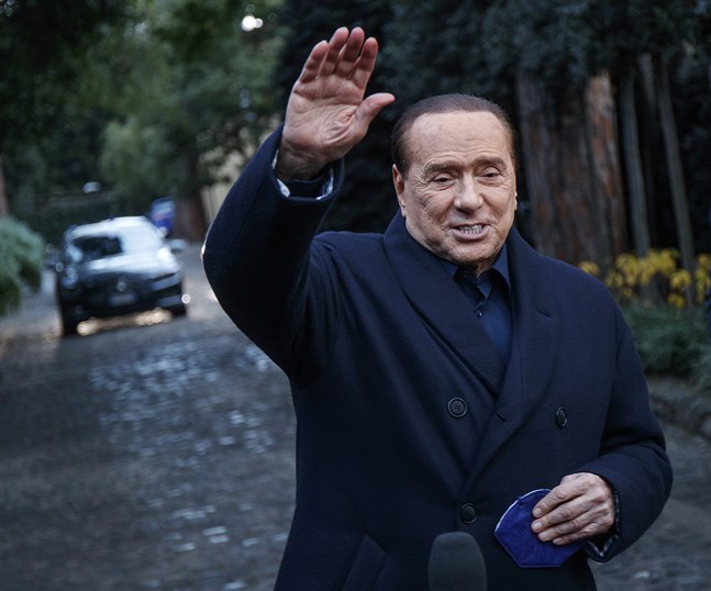 Silvio Berlusconi drar sig i sista stund ur Italiens presidentval. Arkivbild.