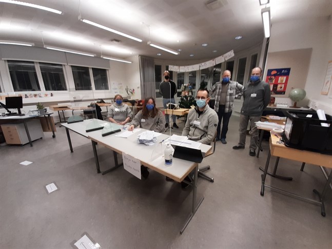 I Öja skola var läget lugnt den sista röstningstimmen.