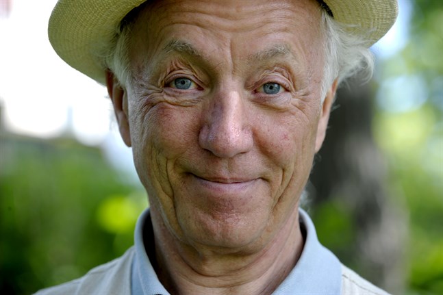 Manne af Klintberg tilldelas den kungliga medaljen Litteris et artibus. Arkivbild.