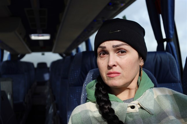 Ukrainska Natalla Kovalenko frågar sig hur Putin alls kan sova om natten. Själv är hon på väg till Odessa för att hämta sin dotter.