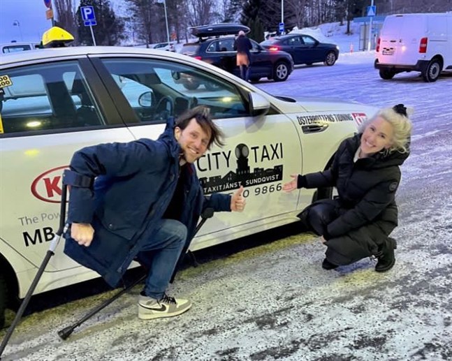 Det visade sig att Sundqvist är ett vanligare efternamn i Jakobstadsregionen än hemma i USA.
