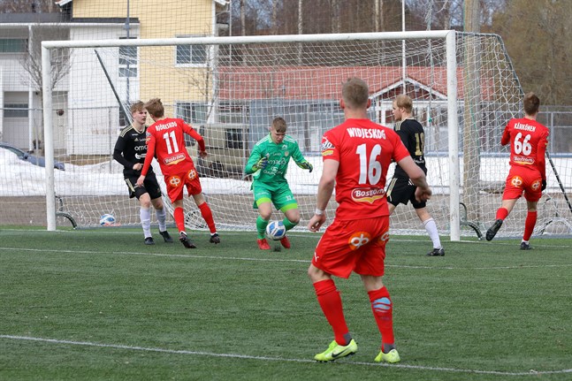 Jaros nästa cupmotståndare klarnades under torsdagen.