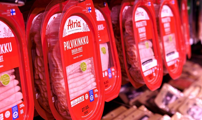 Matpriserna fortsätter stiga, bedömer Atria och Juha Gröhn.