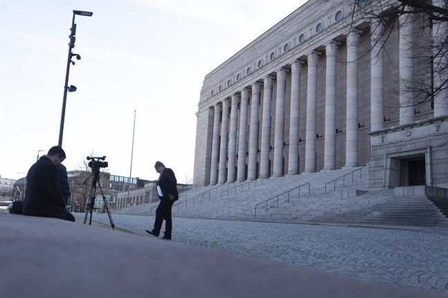 Finland väntar på ett beslut i Natofrågan. Sedan följer ytterligare väntan.