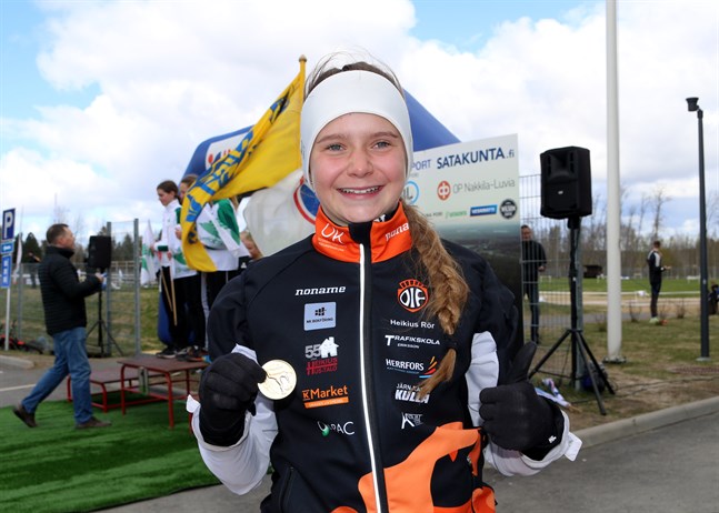 Winnie Markén med sitt FM-guld i terräng.