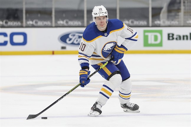 NHL-backen Henri Jokiharju missar åtminstone fredagskvällens öppningsmatch mot Norge.